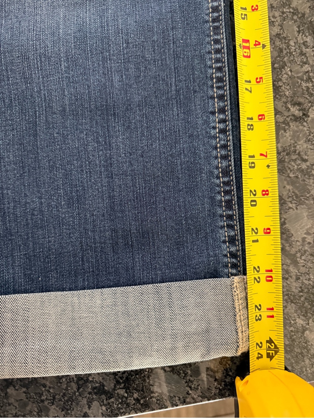 Apt. 9 Women's Cropped Straight Jeans - Medium Blue Wash - Picture 6 of 6